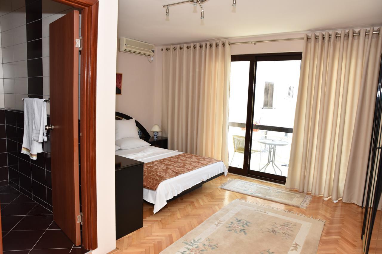 Guest House Evropa 乌尔齐尼 外观 照片