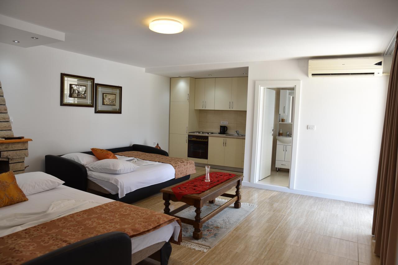 Guest House Evropa 乌尔齐尼 外观 照片