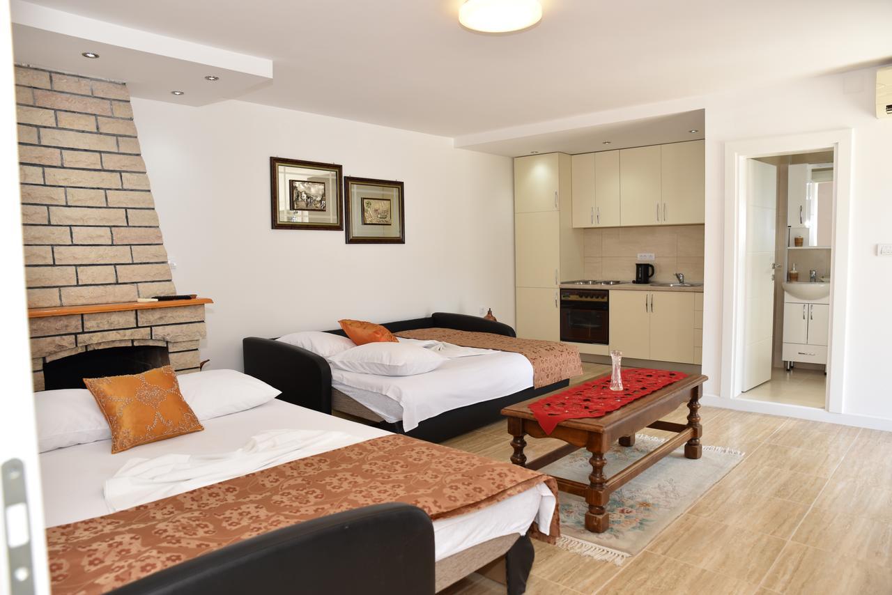 Guest House Evropa 乌尔齐尼 外观 照片